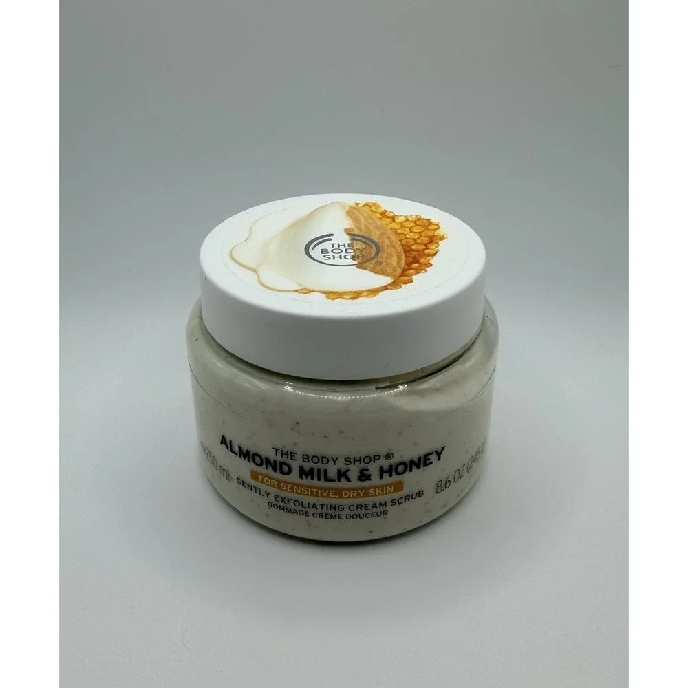 The Body Shop Almond Milk & Honey Gently Exfoliating Cream Scrub 245g/8.6oz New